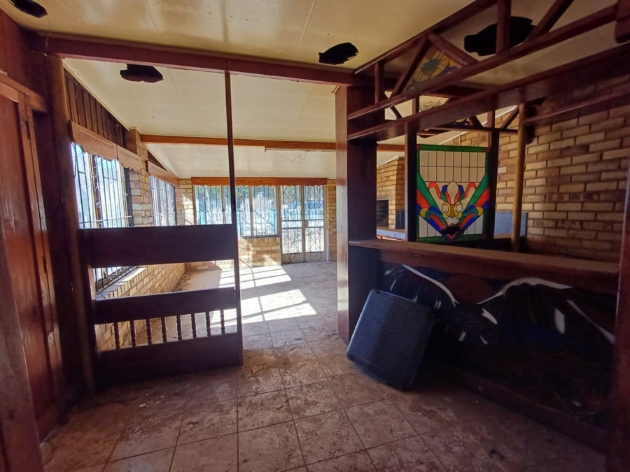 4 Bedroom Property for Sale in Lourenspark North West